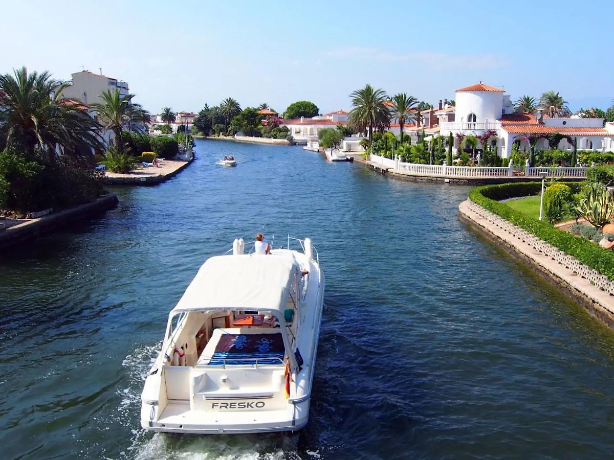 Holiday Home Alberes By Interhome Empuriabrava Spanje